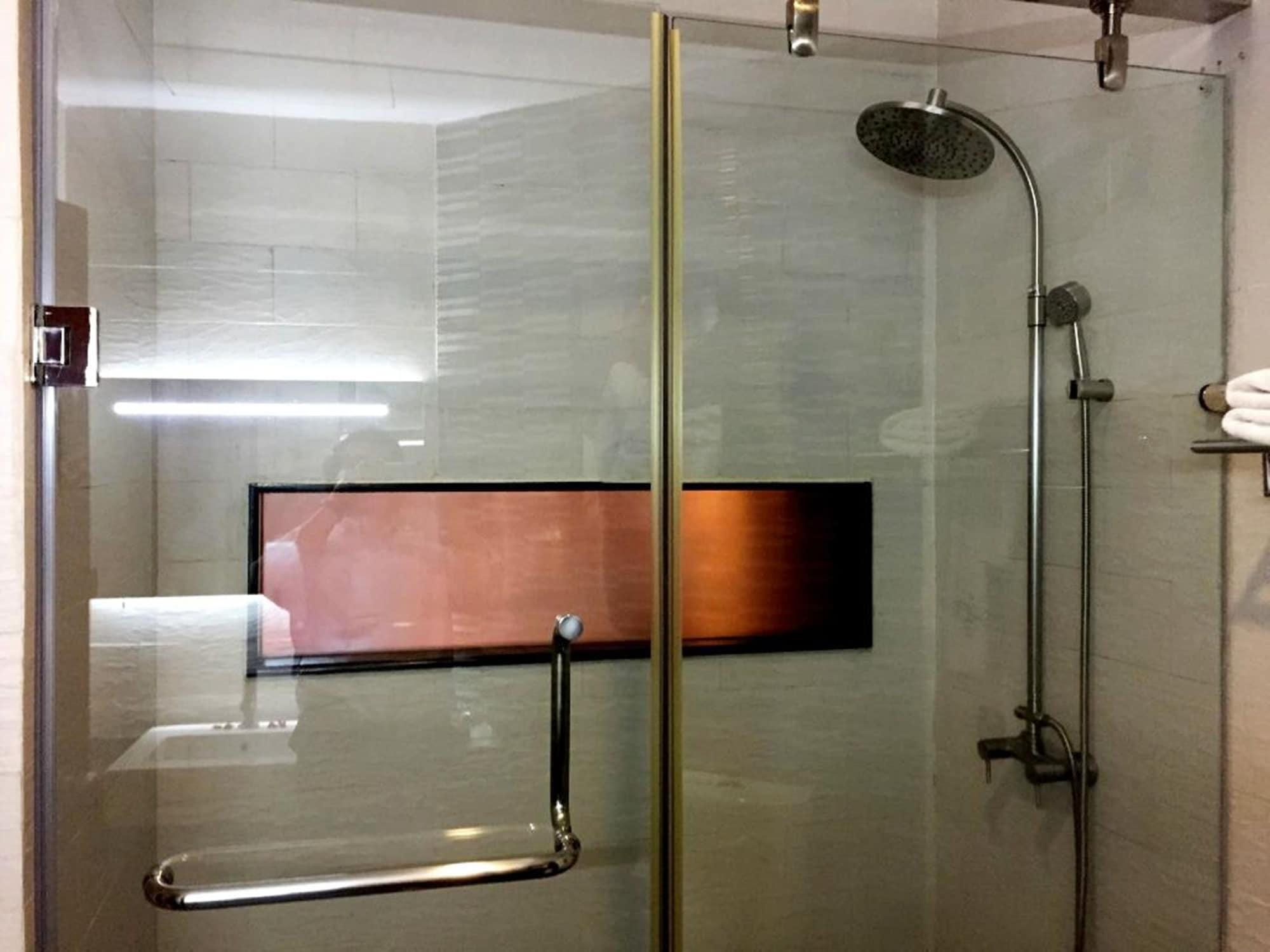 The Loft Hotel Downtown יאנגון מראה חיצוני תמונה