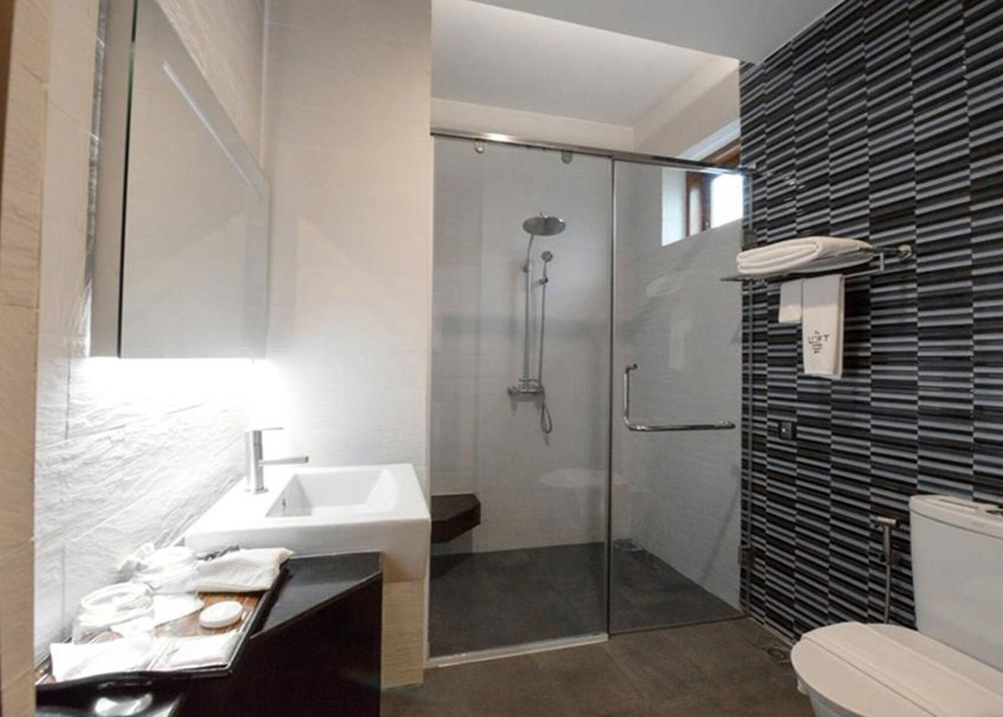 The Loft Hotel Downtown יאנגון מראה חיצוני תמונה