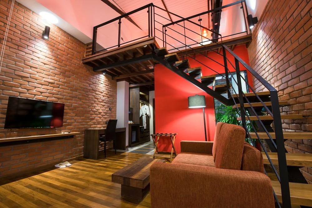 The Loft Hotel Downtown יאנגון מראה חיצוני תמונה
