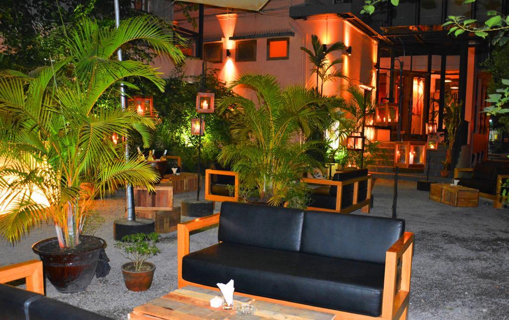 The Loft Hotel Downtown יאנגון מראה חיצוני תמונה