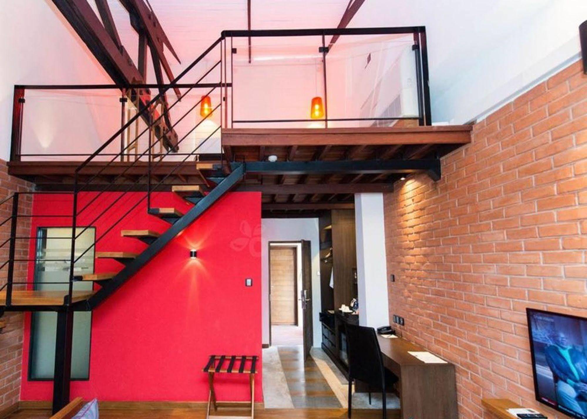 The Loft Hotel Downtown יאנגון מראה חיצוני תמונה